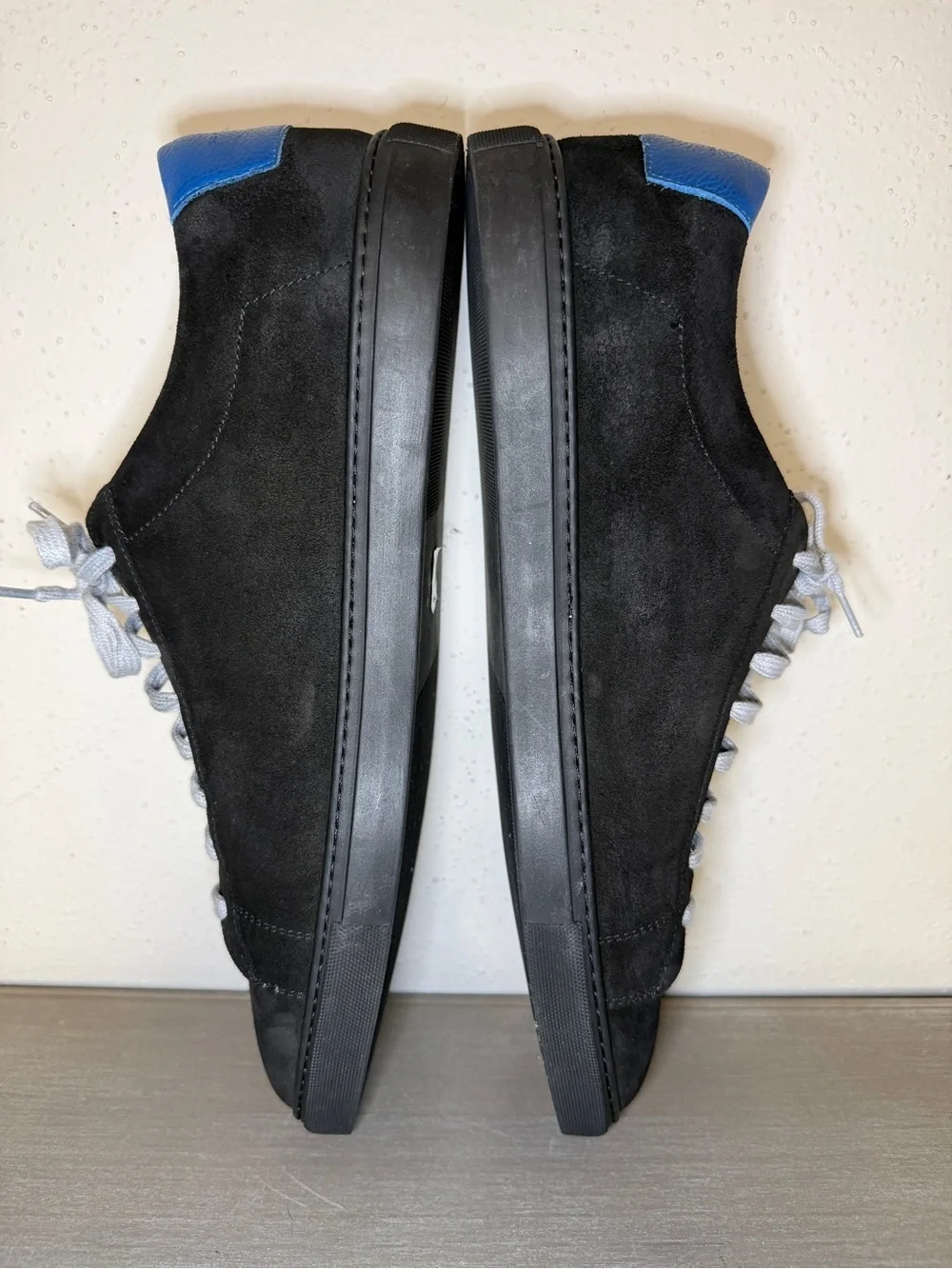 Oliver Cabell Low 1 Black Suede Sneakers Made in Italy Blue Accent Mens Size 14